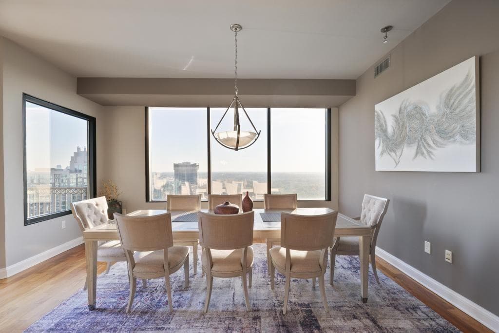 3 bedroom, 3 bathroom, 2,742 sq ft condominium for sale at 2828 Peachtree Road 2701, Atlanta, GA 30305 — photo 9