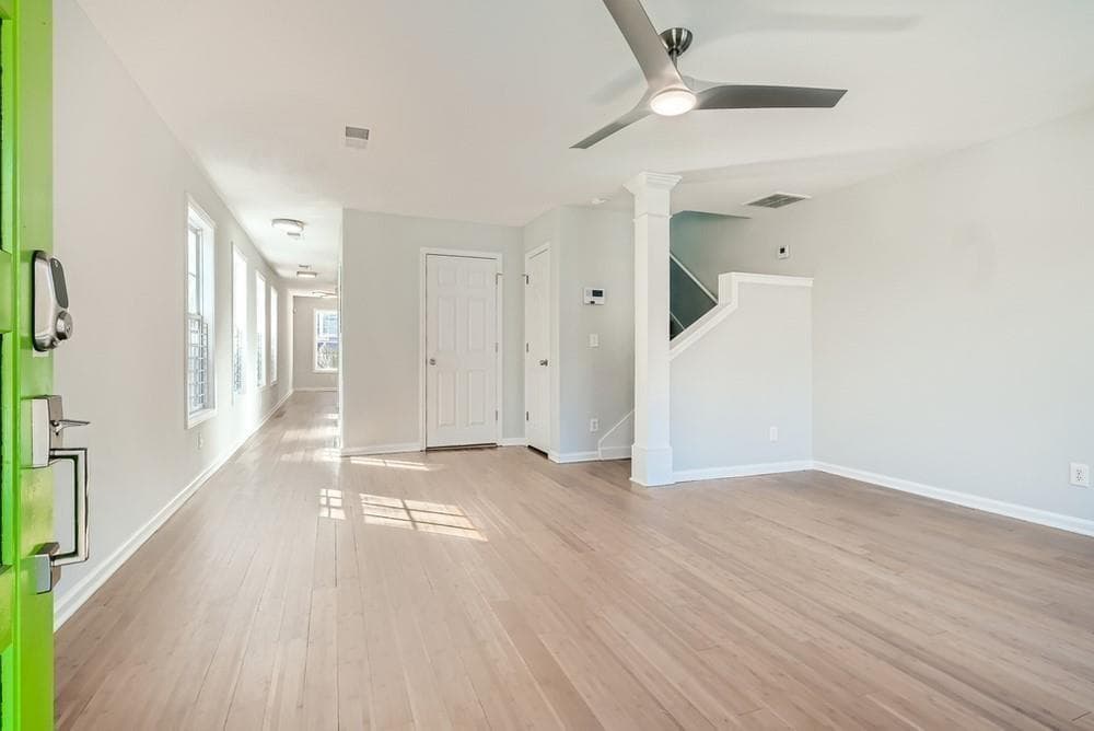 4 bedroom, 3 bathroom, 1,700 sq ft single family residence for sale at 480 Rockwell Street, Atlanta, GA 30310 — photo 2