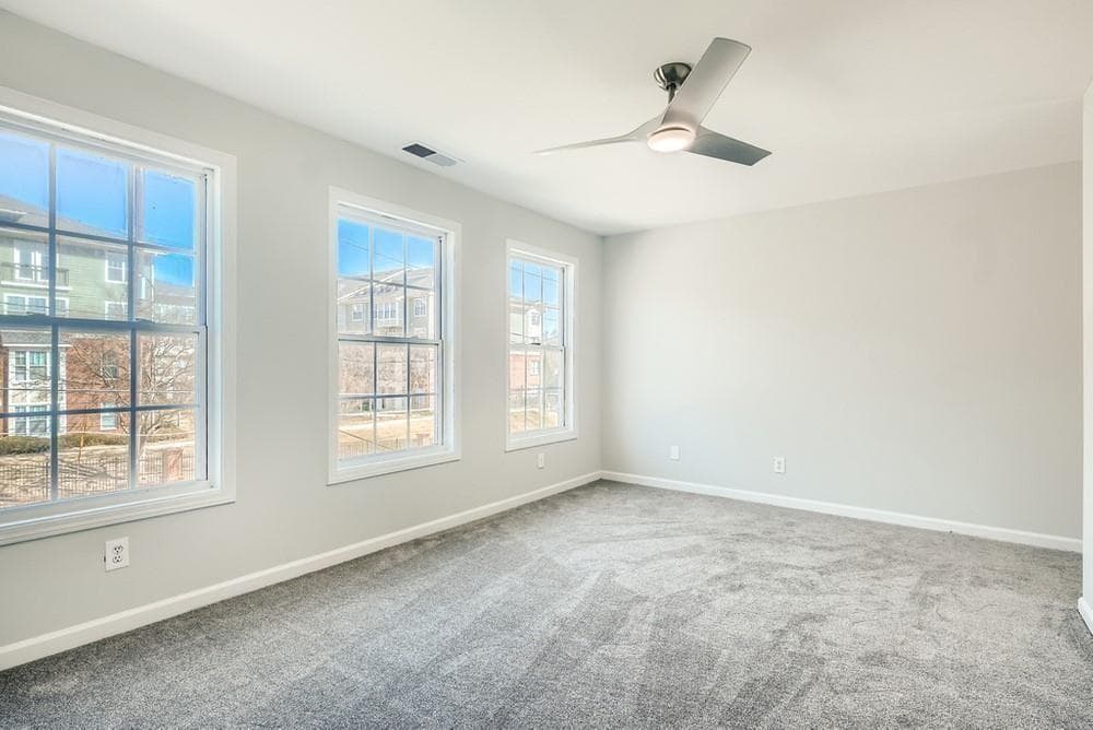 4 bedroom, 3 bathroom, 1,700 sq ft single family residence for sale at 480 Rockwell Street, Atlanta, GA 30310 — photo 4