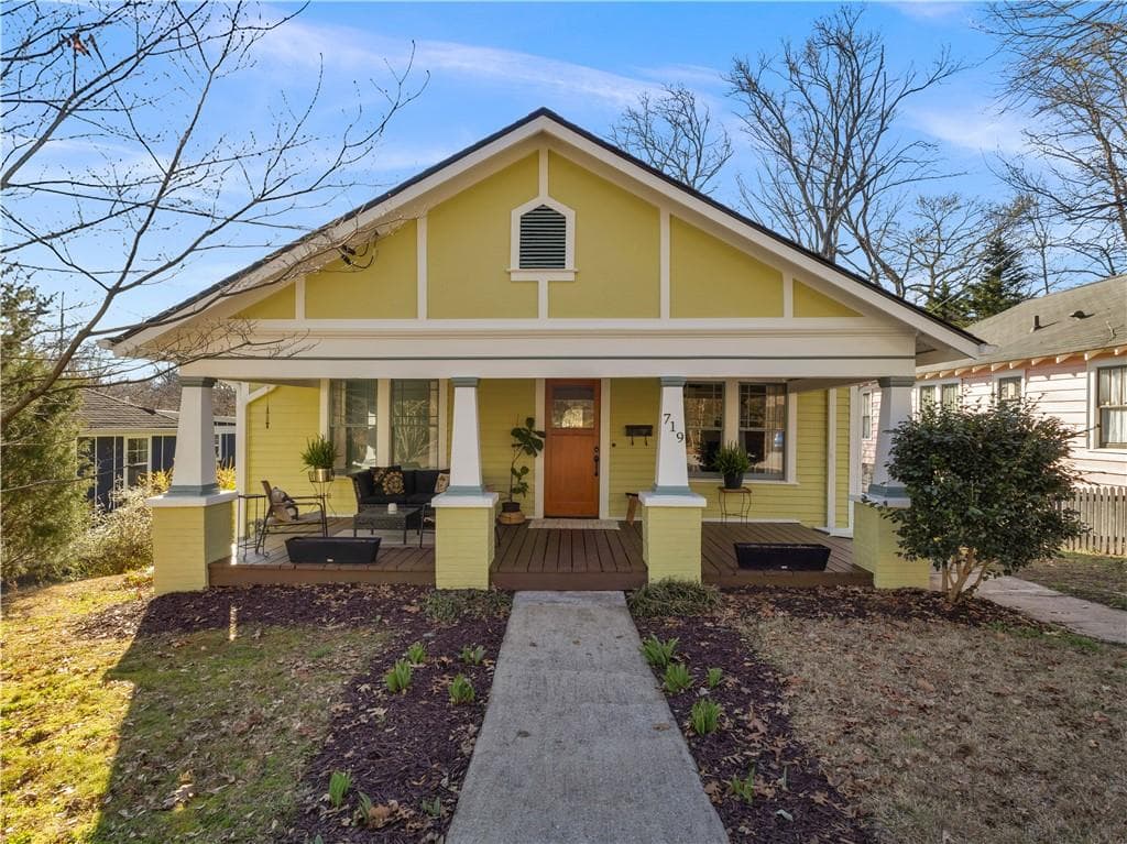 3 bedroom, 1 bathroom, 1,080 sq ft single family residence sold at 719 Stokeswood Avenue, Atlanta, GA 30316