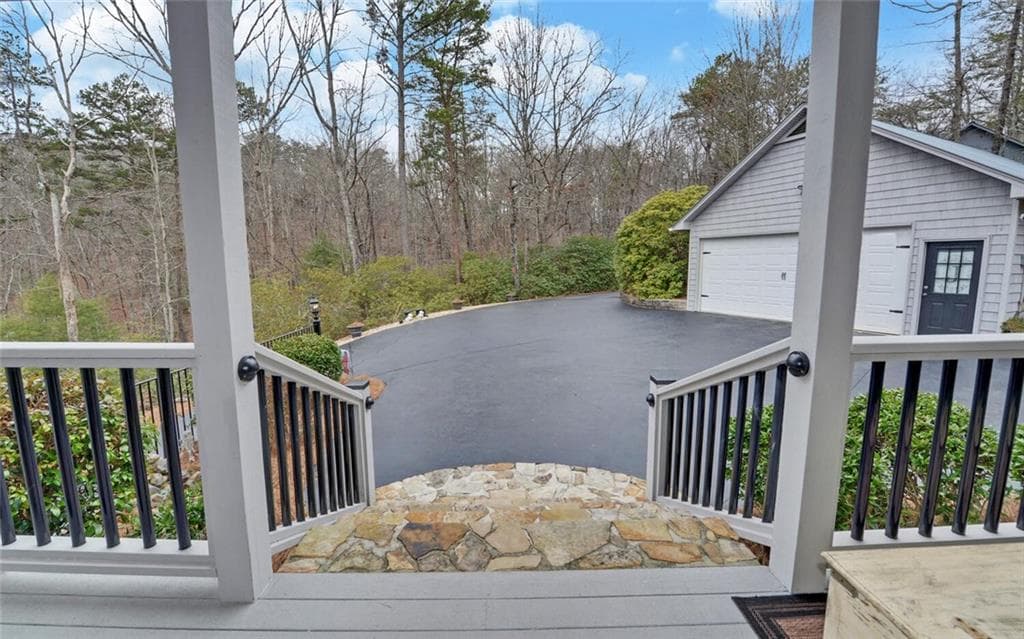 3 bedroom, 3 bathroom, 2,184 sq ft single family residence under contract at 397 Early Drive, Dahlonega, GA 30533 — photo 5