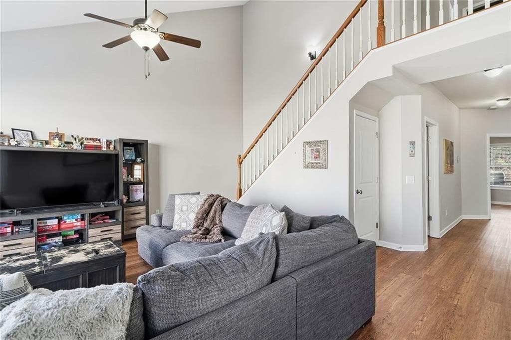3 bedroom, 3 bathroom, 1,762 sq ft townhouse for sale at 28 Sandstone Drive, Jasper, GA 30143 — photo 6