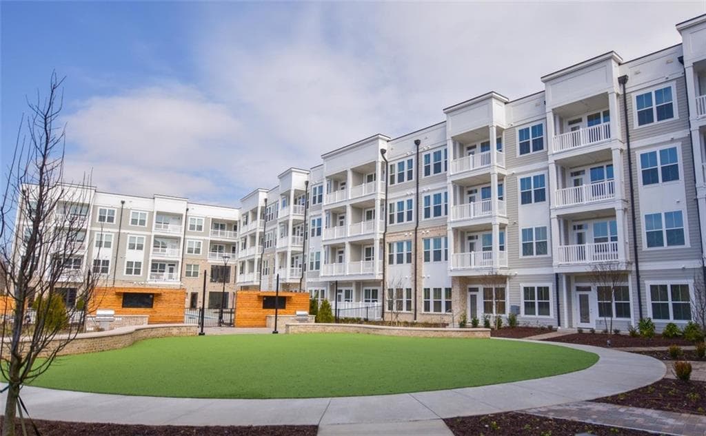 1 bedroom, 1 bathroom, 750 sq ft apartment for rent at 2620 Mall of GA Boulevard A1, Buford, GA 30519 for $1,582 a month — photo 1 of 31