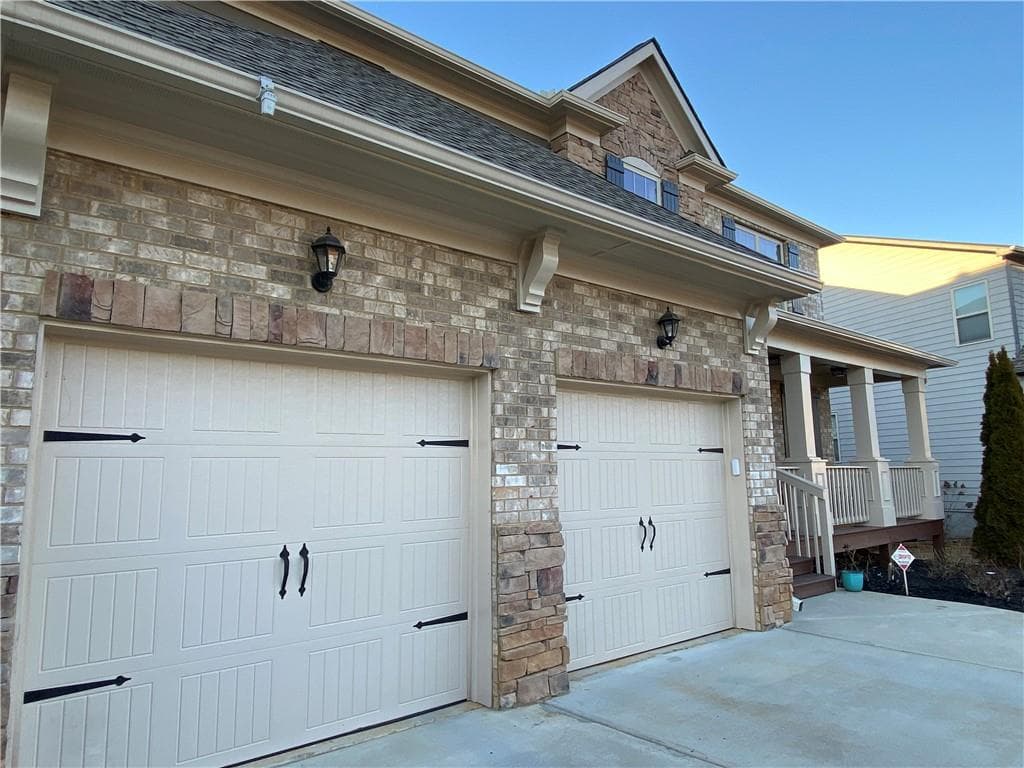 4 bedroom, 3 bathroom, 2,930 sq ft single family residence for sale at 1320 Newbridge Circle, Buford, GA 30519 — photo 5