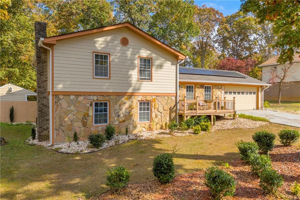 1023 Hickory Nut Lane, Lawrenceville, GA 30043 — most recent listing photo