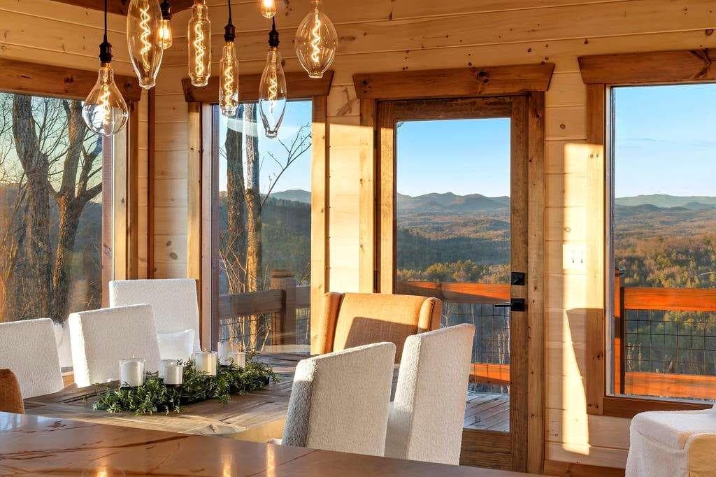 4 bedroom, 5 bathroom, 4,200 sq ft single family residence for sale at 470 Skylight Drive, Blue Ridge, GA 30513 — photo 7