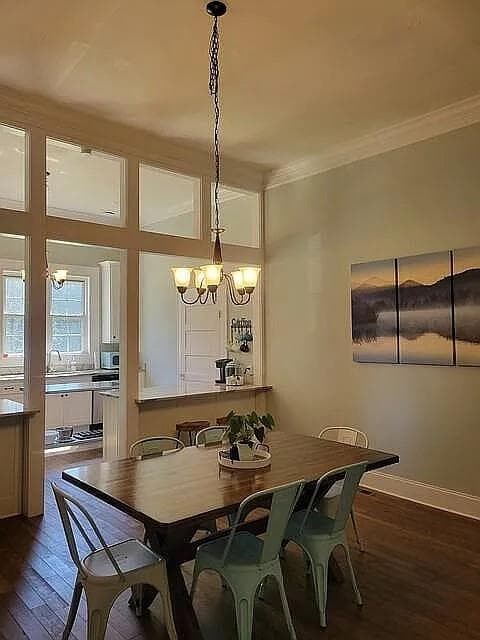 3 bedroom, 2 bathroom, 1,755 sq ft single family residence for sale at 151 S Jackson Street, Hartwell, GA 30643 — photo 5
