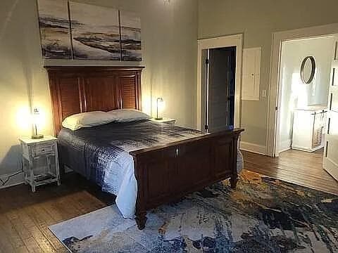 3 bedroom, 2 bathroom, 1,755 sq ft single family residence for sale at 151 S Jackson Street, Hartwell, GA 30643 — photo 9