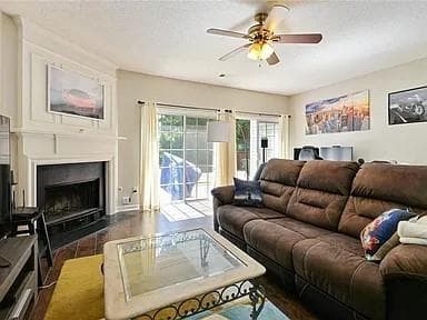 2 bedroom, 3 bathroom, 1,410 sq ft townhouse for sale at 1849 Stancrest Trace, Kennesaw, GA 30152 — photo 5