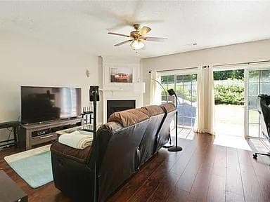 2 bedroom, 3 bathroom, 1,410 sq ft townhouse for sale at 1849 Stancrest Trace, Kennesaw, GA 30152 — photo 6