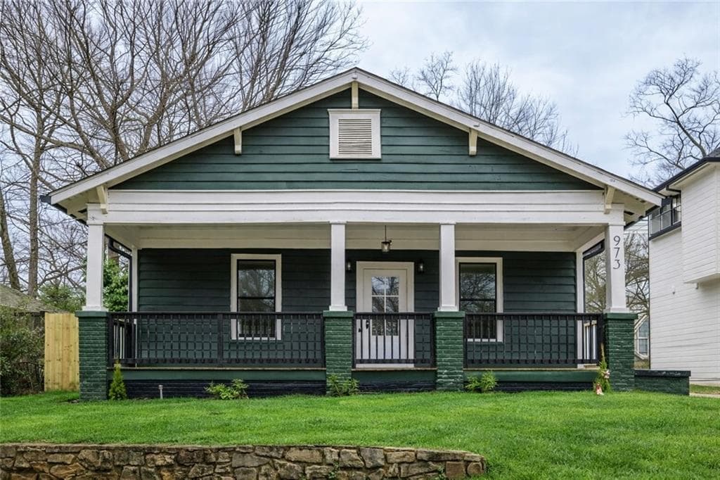 3 bedroom, 2 bathroom, 1,305 sq ft single family residence for sale at 973 Parsons Street, Atlanta, GA 30314 — photo 3