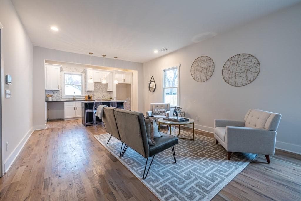 3 bedroom, 2 bathroom, 1,305 sq ft single family residence for sale at 973 Parsons Street, Atlanta, GA 30314 — photo 8