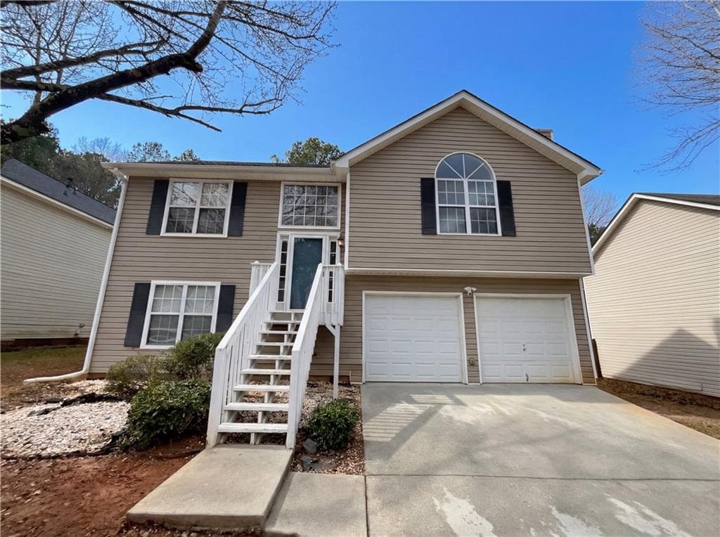 2690 Rambling Way, Lithonia, GA 30058 — most recent listing photo