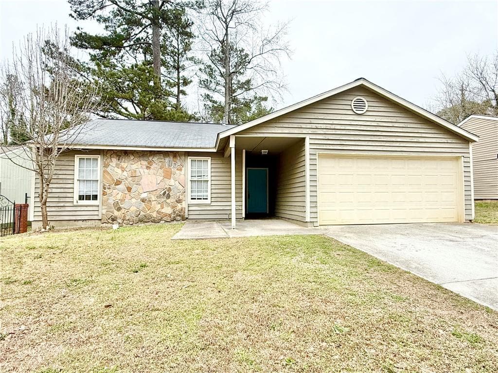 5370 Ridge Forest Drive, Stone Mountain, GA 30083 — most recent listing photo
