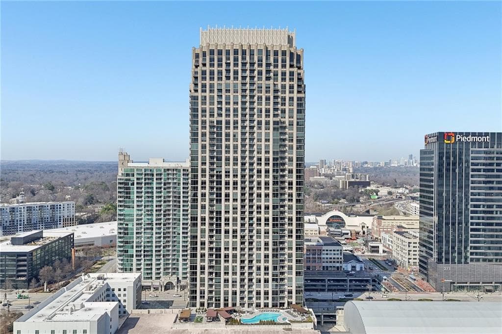 2 bedroom, 3 bathroom, 1,828 sq ft condominium sold at 270 17th Street 703, Atlanta, GA 30363