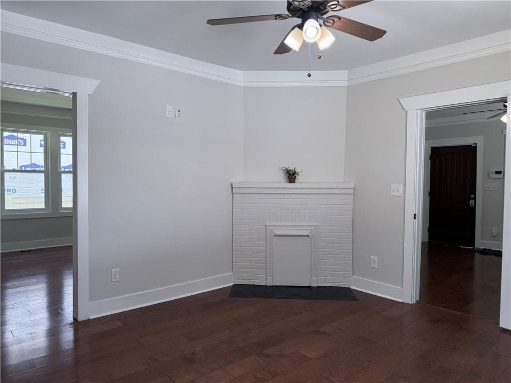 5 bedroom, 4 bathroom, 2,224 sq ft single family residence for sale at 1647 Walker Avenue, Atlanta, GA 30337 — photo 3