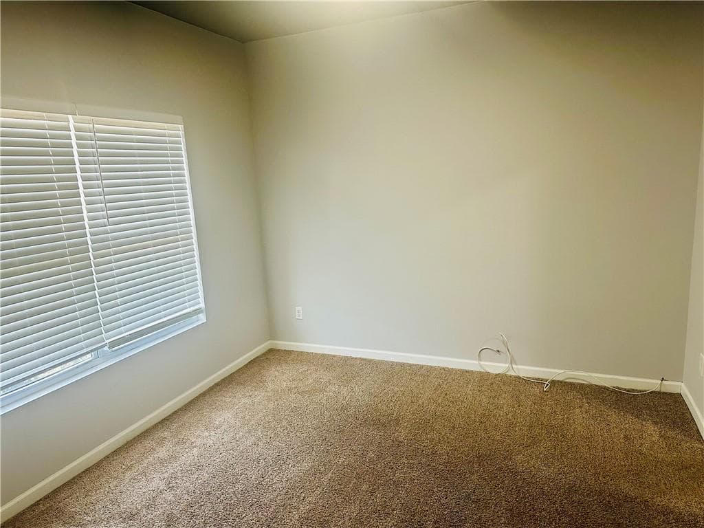 3 bedroom, 3 bathroom, 1,622 sq ft townhouse for rent at 6078 Oak Bend Court, Riverdale, GA 30296 for $1,700 a month — photo 3