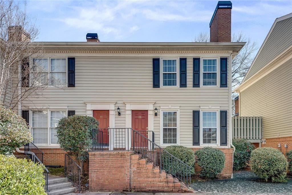 2 bedroom, 3 bathroom, 1,366 sq ft townhouse sold at 100 Mount Vernon Circle, Atlanta, GA 30338