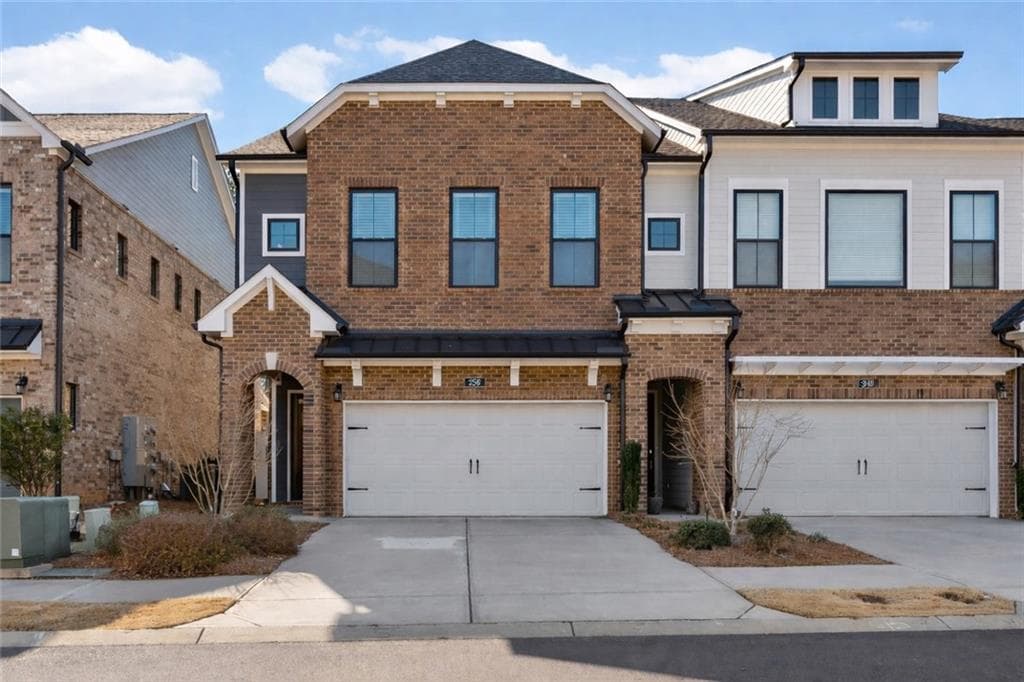 250 Walker Avenue, Roswell, GA 30076 — most recent listing photo