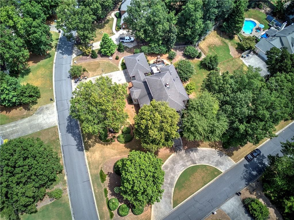 3 bedroom, 3 bathroom, 3,580 sq ft single family residence for sale at 11 Forest Hill Drive, Cartersville, GA 30120 — photo 4