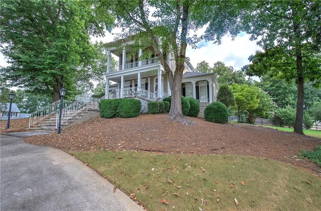 3 bedroom, 3 bathroom, 3,580 sq ft single family residence for sale at 11 Forest Hill Drive, Cartersville, GA 30120 — photo 8