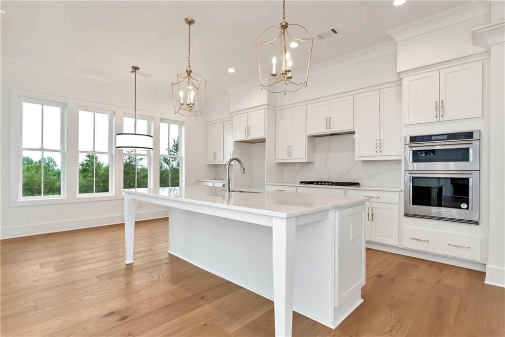 4 bedroom, 5 bathroom, 3,455 sq ft single family residence for sale at 4610 Blakeford Court, Flowery Branch, GA 30542 — photo 7