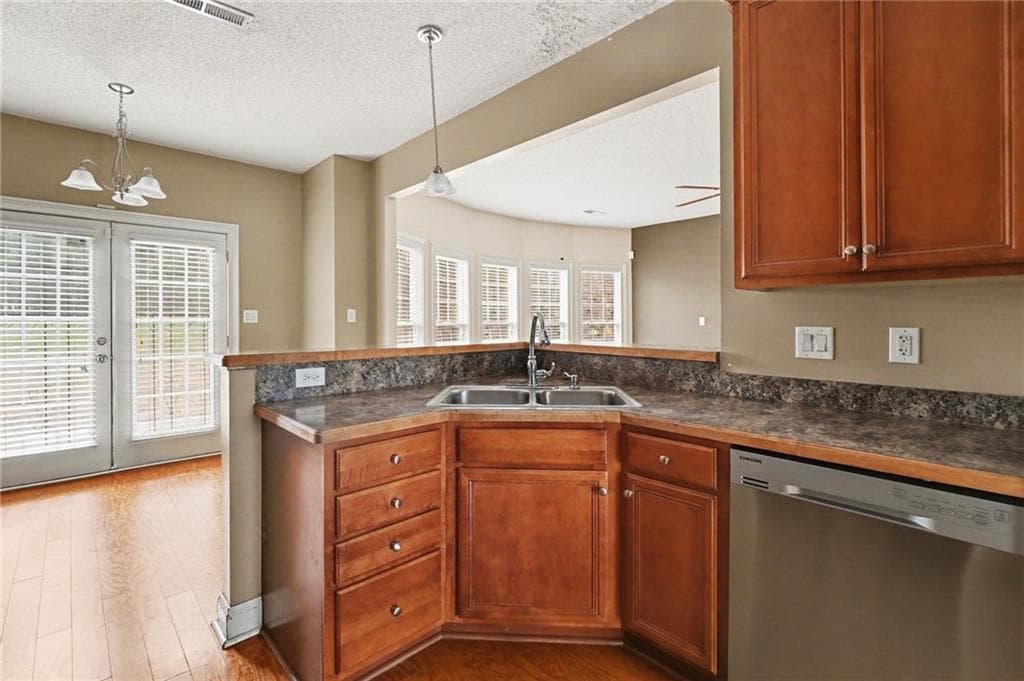 4 bedroom, 3 bathroom, 2,446 sq ft single family residence for sale at 608 Enterkin Court, Atlanta, GA 30349 — photo 5