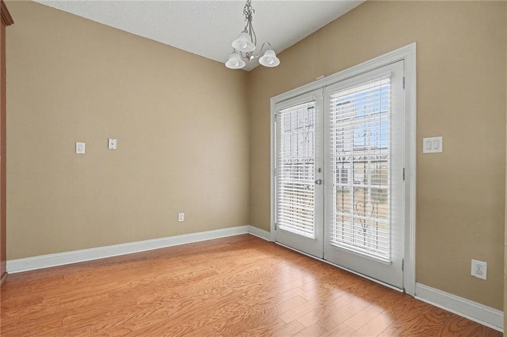 4 bedroom, 3 bathroom, 2,446 sq ft single family residence for sale at 608 Enterkin Court, Atlanta, GA 30349 — photo 8