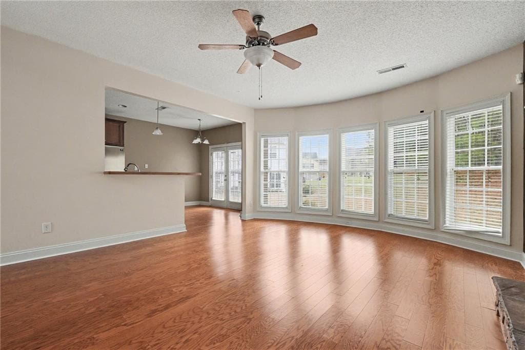 4 bedroom, 3 bathroom, 2,446 sq ft single family residence for sale at 608 Enterkin Court, Atlanta, GA 30349 — photo 9