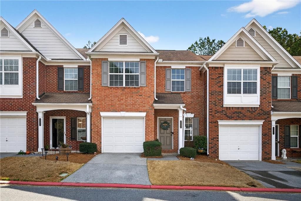 2327 Heritage Park Circle 19, Kennesaw, GA 30144 — most recent listing photo