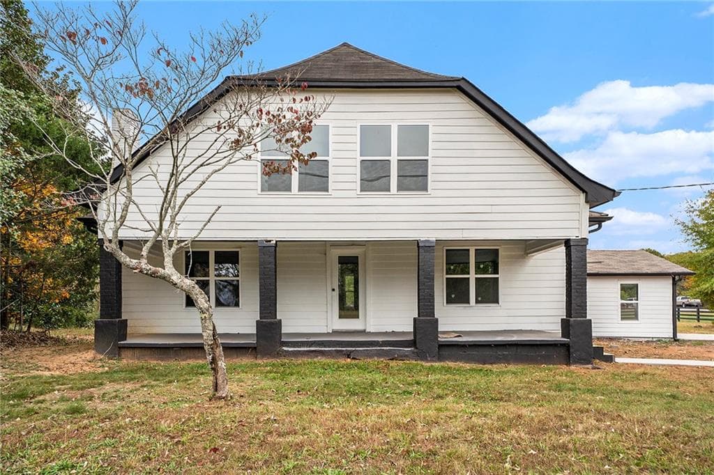 4 bedroom, 2 bathroom, 2,950 sq ft single family residence sold at 6219 Heardsville Road, Cumming, GA 30028