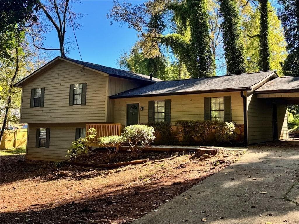3592 Denby Drive, Snellville, GA 30039 — most recent listing photo