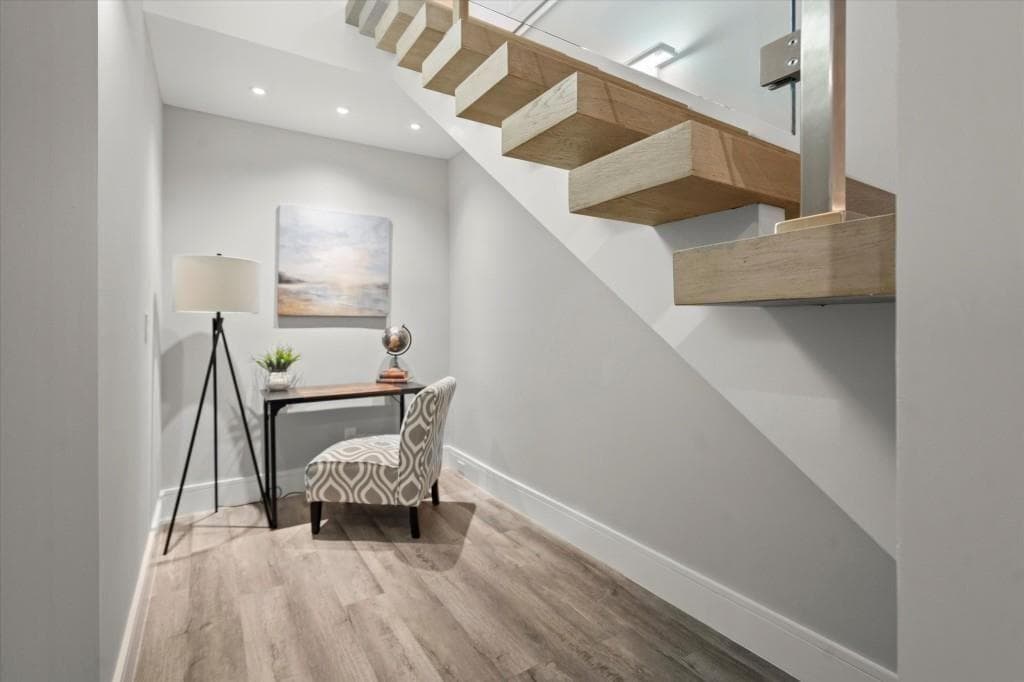 2 bedroom, 2 bathroom, 1,446 sq ft condominium for sale at 2300 Habersham Marina Road 102, Cumming, GA 30041 — photo 8