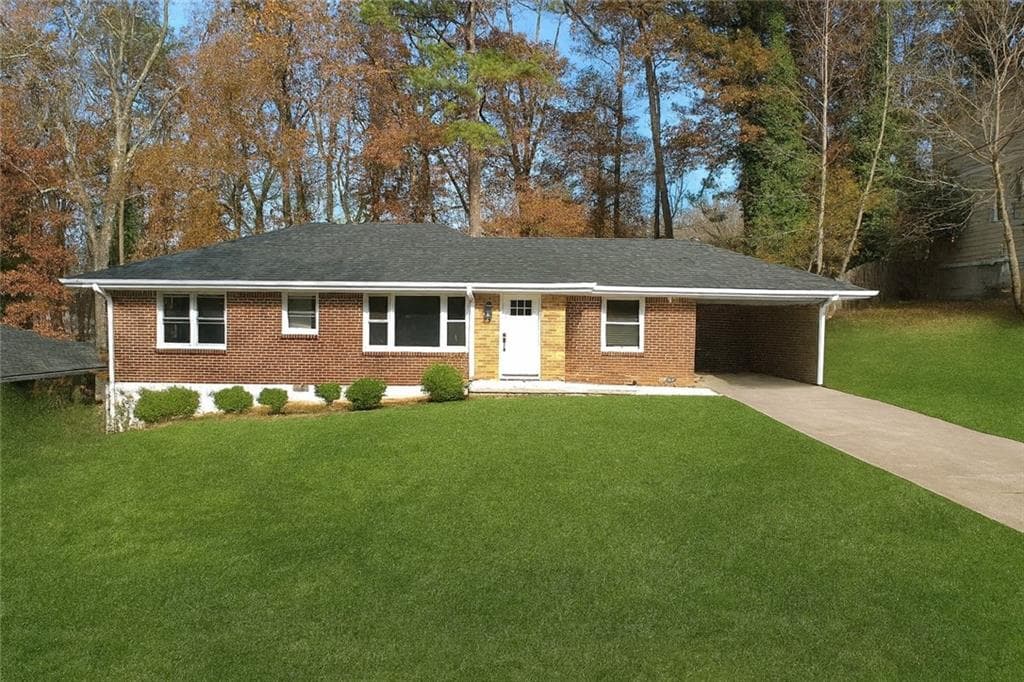 3 bedroom, 2 bathroom, 1,588 sq ft single family residence under contract at 2052 Brannen Road, Atlanta, GA 30316