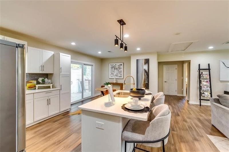 4 bedroom, 2 bathroom, 1,662 sq ft single family residence for sale at 1271 Byewood Lane, Atlanta, GA 30310 — photo 5