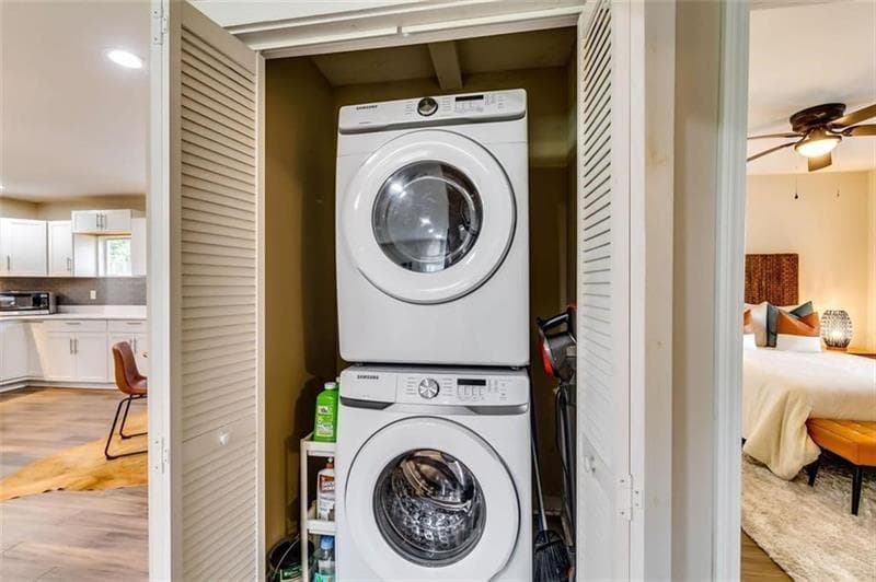 4 bedroom, 2 bathroom, 1,662 sq ft single family residence for sale at 1271 Byewood Lane, Atlanta, GA 30310 — photo 9
