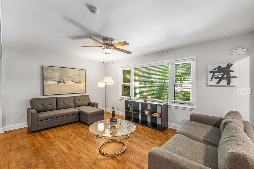 4 bedroom, 4 bathroom, 2,533 sq ft single family residence for sale at 3307 Pointe Bleue Court, Decatur, GA 30034 — photo 6