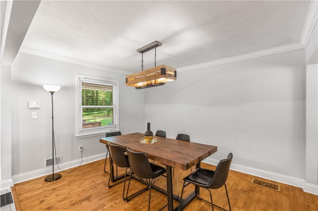 4 bedroom, 4 bathroom, 2,533 sq ft single family residence for sale at 3307 Pointe Bleue Court, Decatur, GA 30034 — photo 8