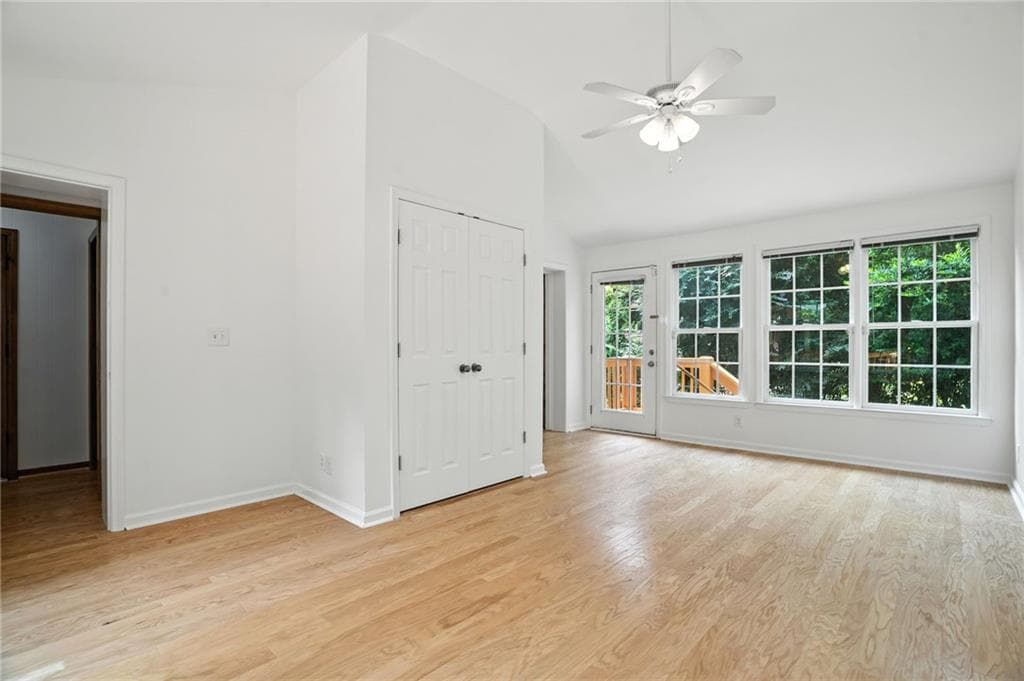 4 bedroom, 5 bathroom, 3,912 sq ft single family residence under contract at 2416 Norwich Lane, Tucker, GA 30084 — photo 7