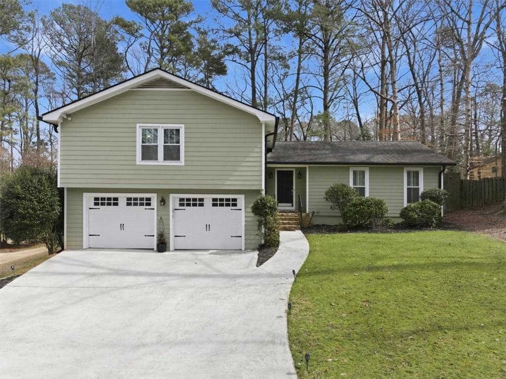 1215 Martin Ridge Road, Roswell, GA 30076 — most recent listing photo