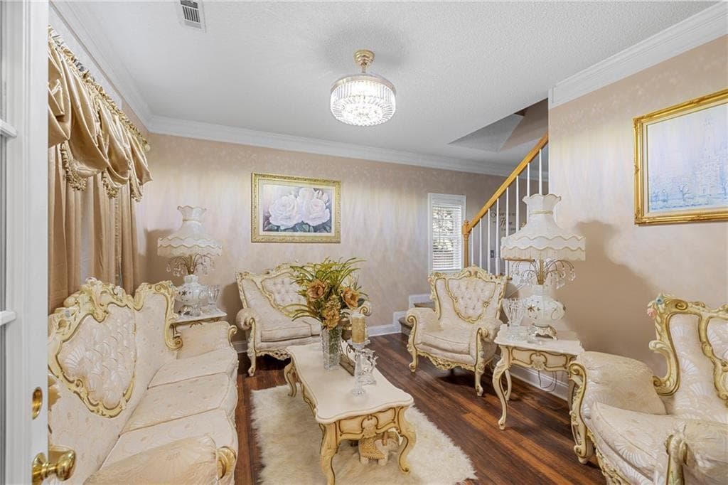 5 bedroom, 3 bathroom, 2,829 sq ft single family residence for sale at 2104 Crest Wood Drive, Conyers, GA 30094 — photo 3