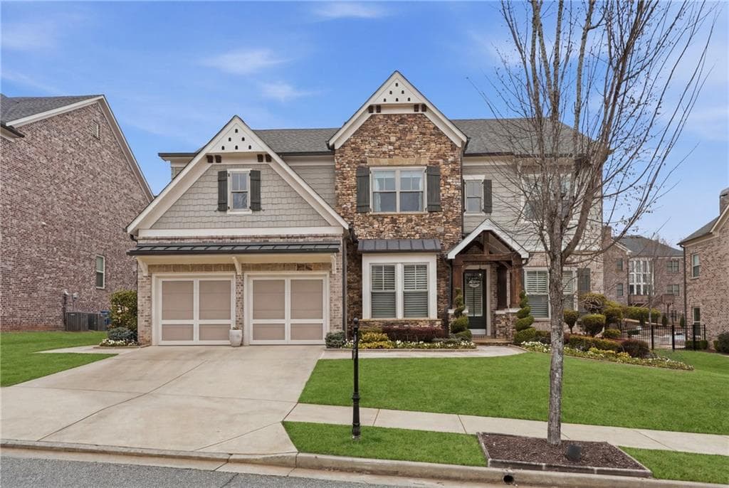 5 bedroom, 4 bathroom, 4,502 sq ft single family residence under contract at 847 Adler Court, Alpharetta, GA 30005 — photo 2
