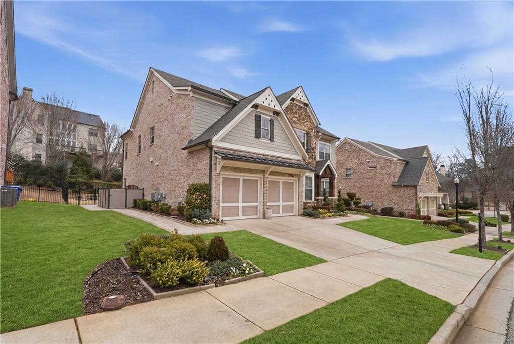 5 bedroom, 4 bathroom, 4,502 sq ft single family residence under contract at 847 Adler Court, Alpharetta, GA 30005 — photo 3