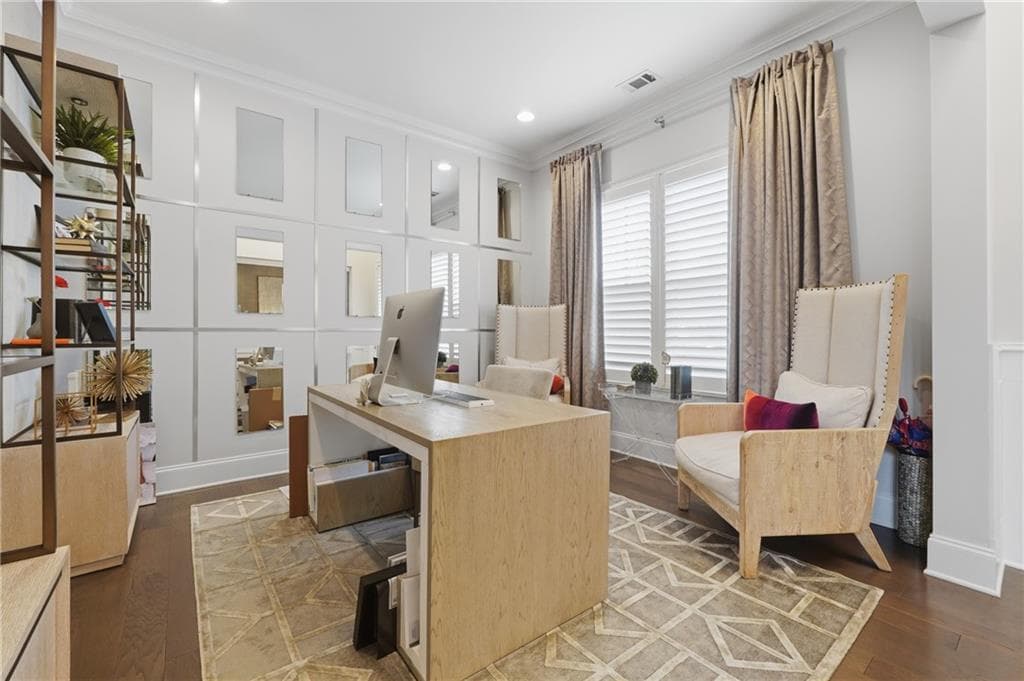 5 bedroom, 4 bathroom, 4,502 sq ft single family residence under contract at 847 Adler Court, Alpharetta, GA 30005 — photo 6