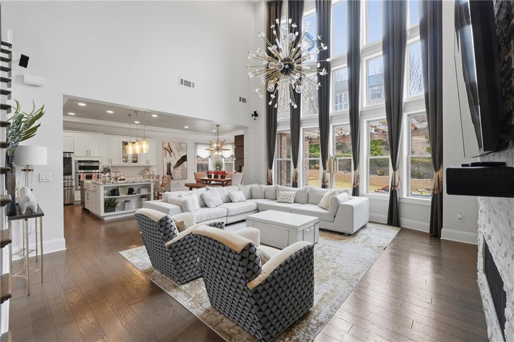 5 bedroom, 4 bathroom, 4,502 sq ft single family residence under contract at 847 Adler Court, Alpharetta, GA 30005 — photo 8