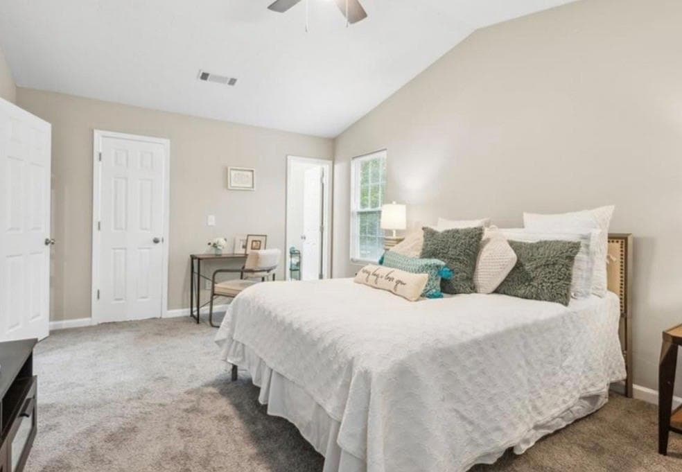 3 bedroom, 2 bathroom, 1,226 sq ft single family residence for sale at 6035 Creekford Drive, Lithonia, GA 30058 — photo 10