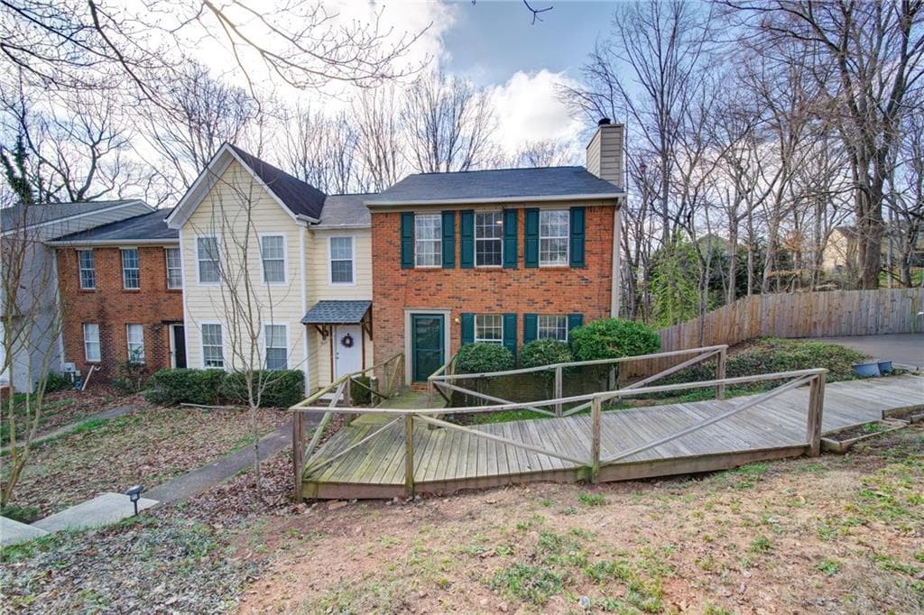 2 bedroom, 3 bathroom, 1,232 sq ft townhouse sold at 1657 Cedar Bluff Way, Marietta, GA 30062