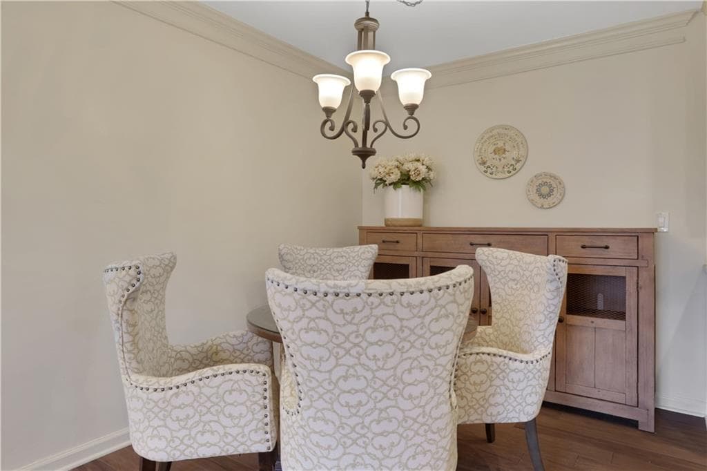 2 bedroom, 2 bathroom, 1,070 sq ft condominium for sale at 300 Johnson Ferry Road B206, Sandy Springs, GA 30328 — photo 8