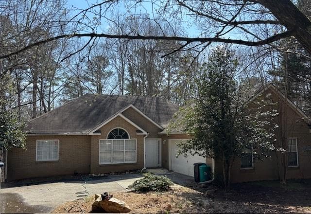 3 bedroom, 2 bathroom, 1,837 sq ft single family residence sold at 305 Michael Circle, Canton, GA 30114