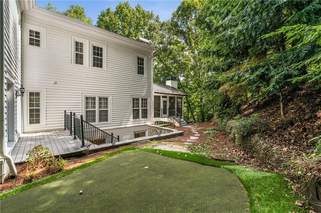 5 bedroom, 6 bathroom, 7,384 sq ft single family residence for sale at 9035 River Run, Atlanta, GA 30350 — photo 6